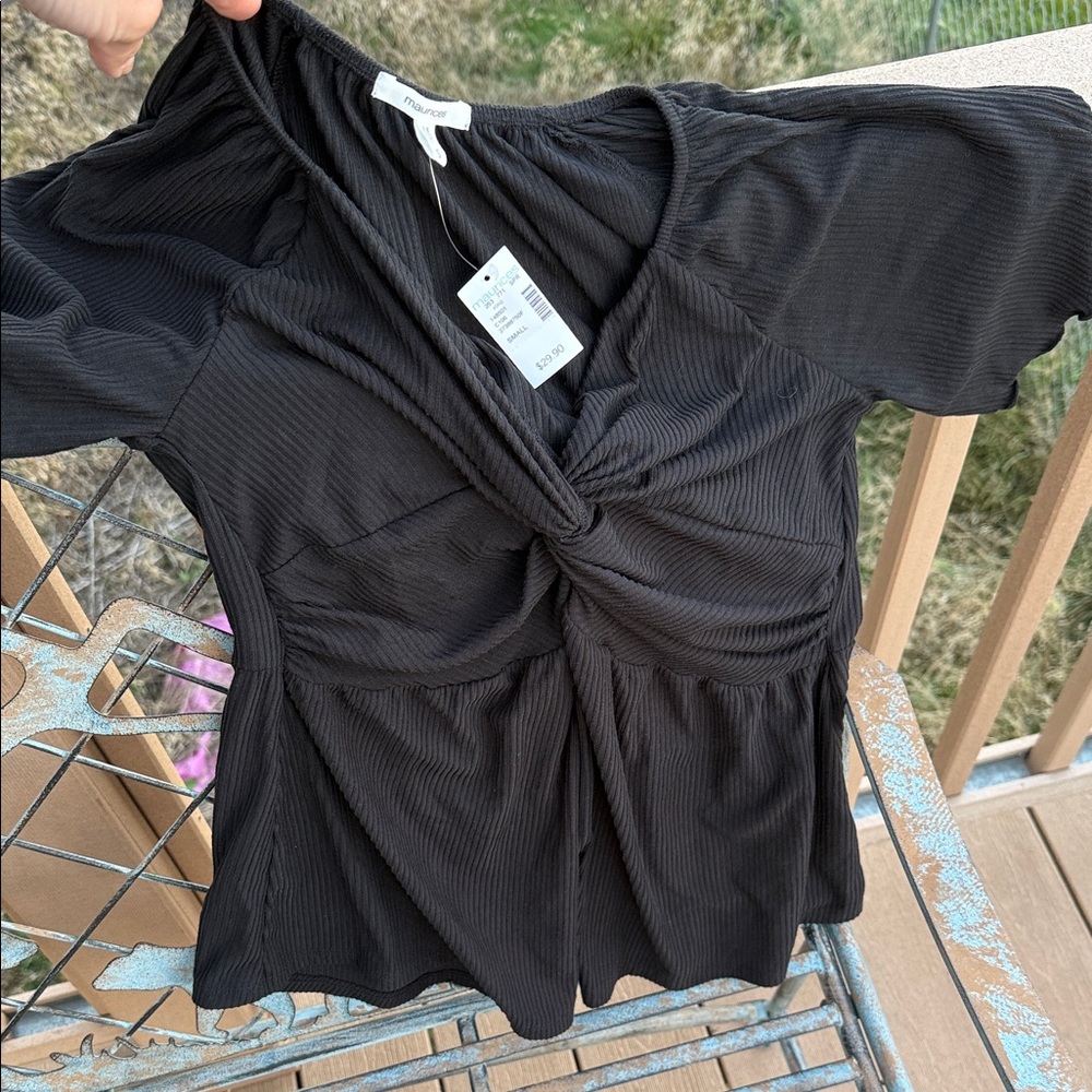NWT - Black Knot-Front Top